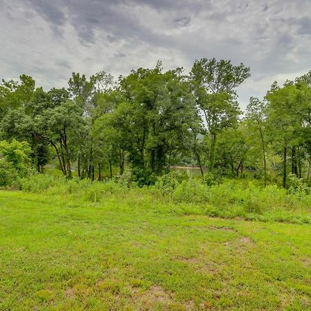 Rural Mt Olive Cabin Rental With White River View! Melbourne Exterior foto