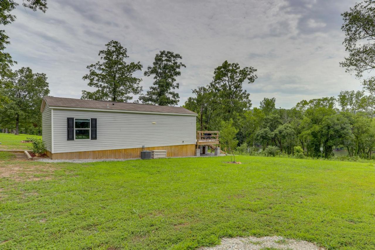 Rural Mt Olive Cabin Rental With White River View! Melbourne Exterior foto