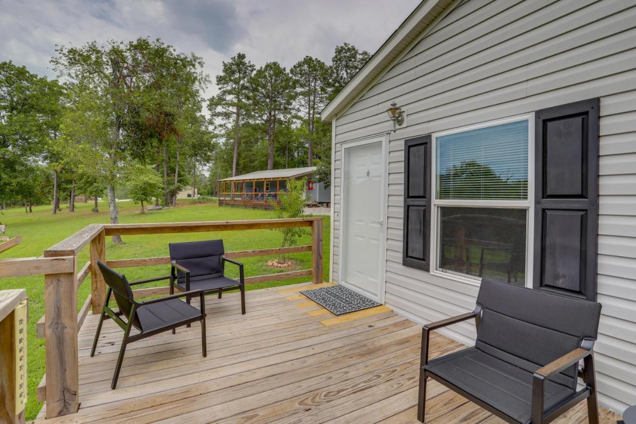 Rural Mt Olive Cabin Rental With White River View! Melbourne Exterior foto