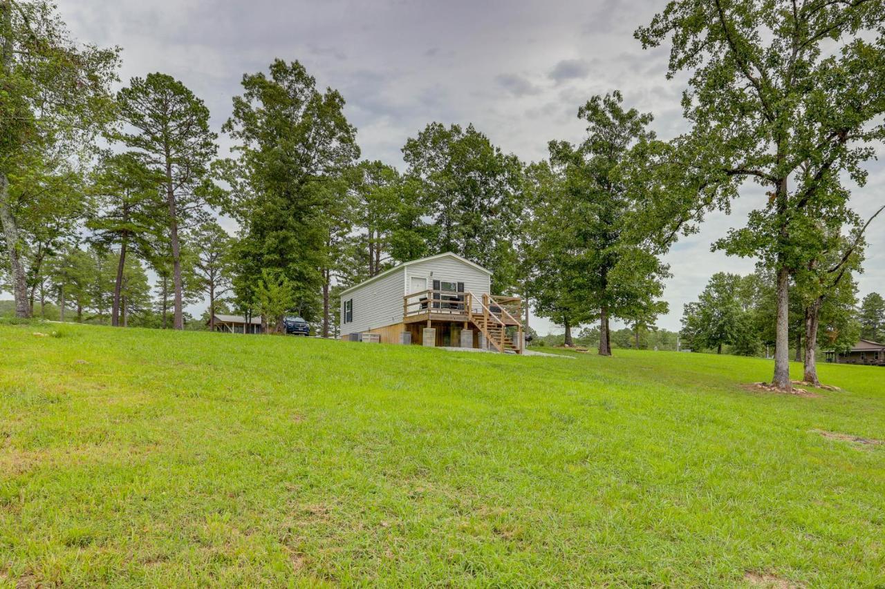 Rural Mt Olive Cabin Rental With White River View! Melbourne Exterior foto